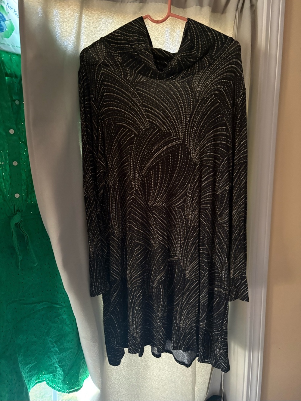 Black Glitter Wave Mini Dress with Long Sleeves